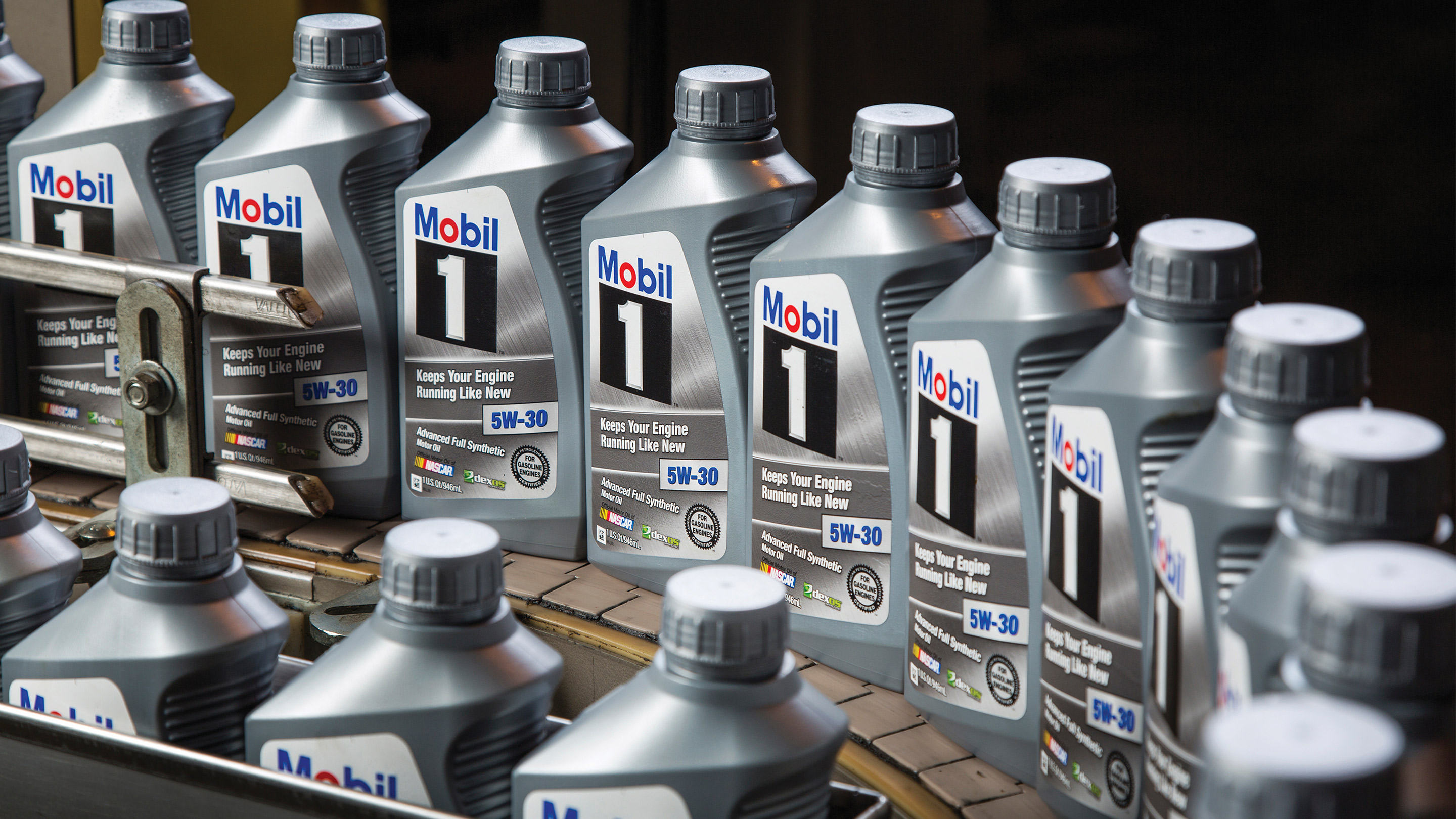 Growing our industryleading lubricants business ExxonMobil