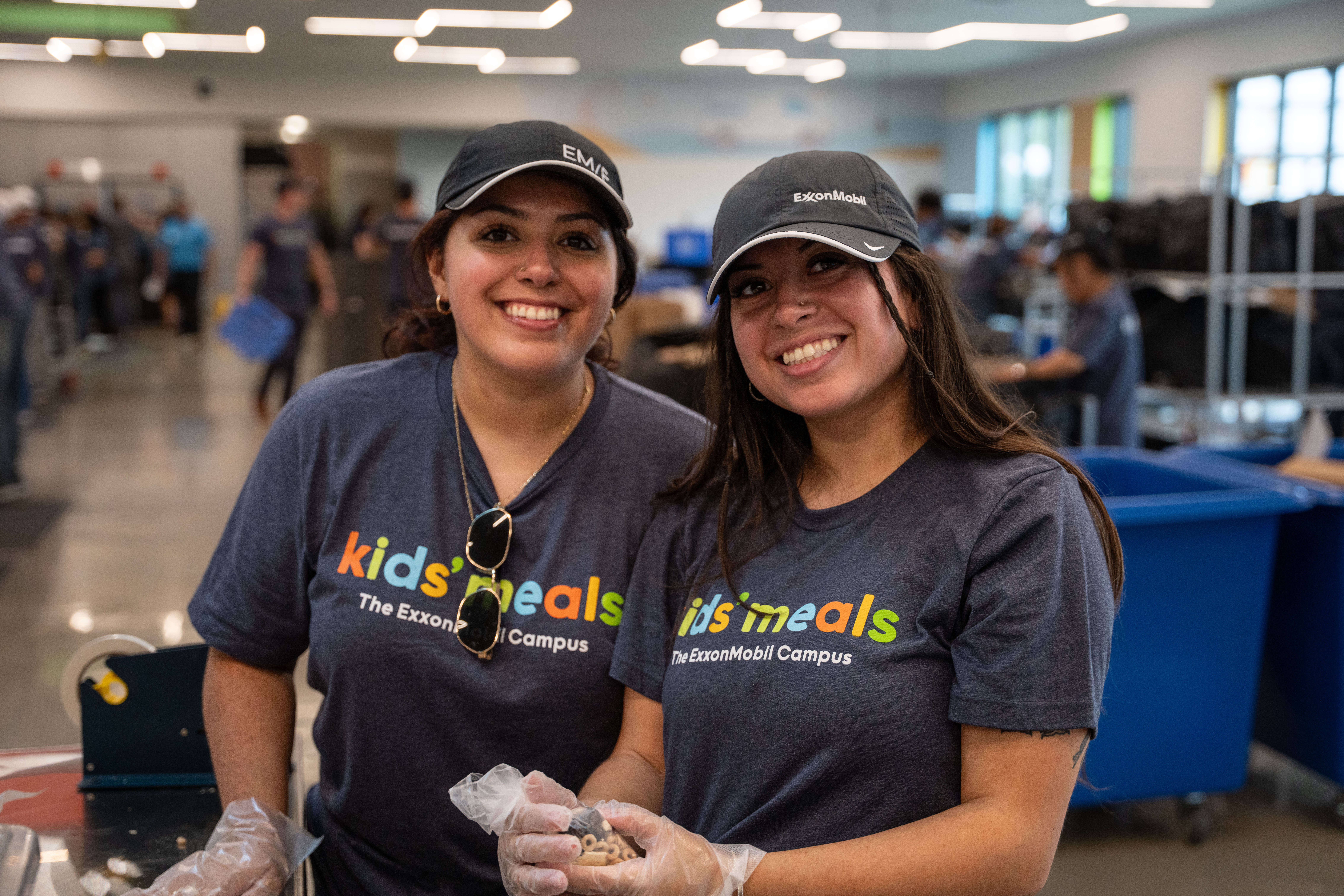 Vanessa and Victoria Simerskey