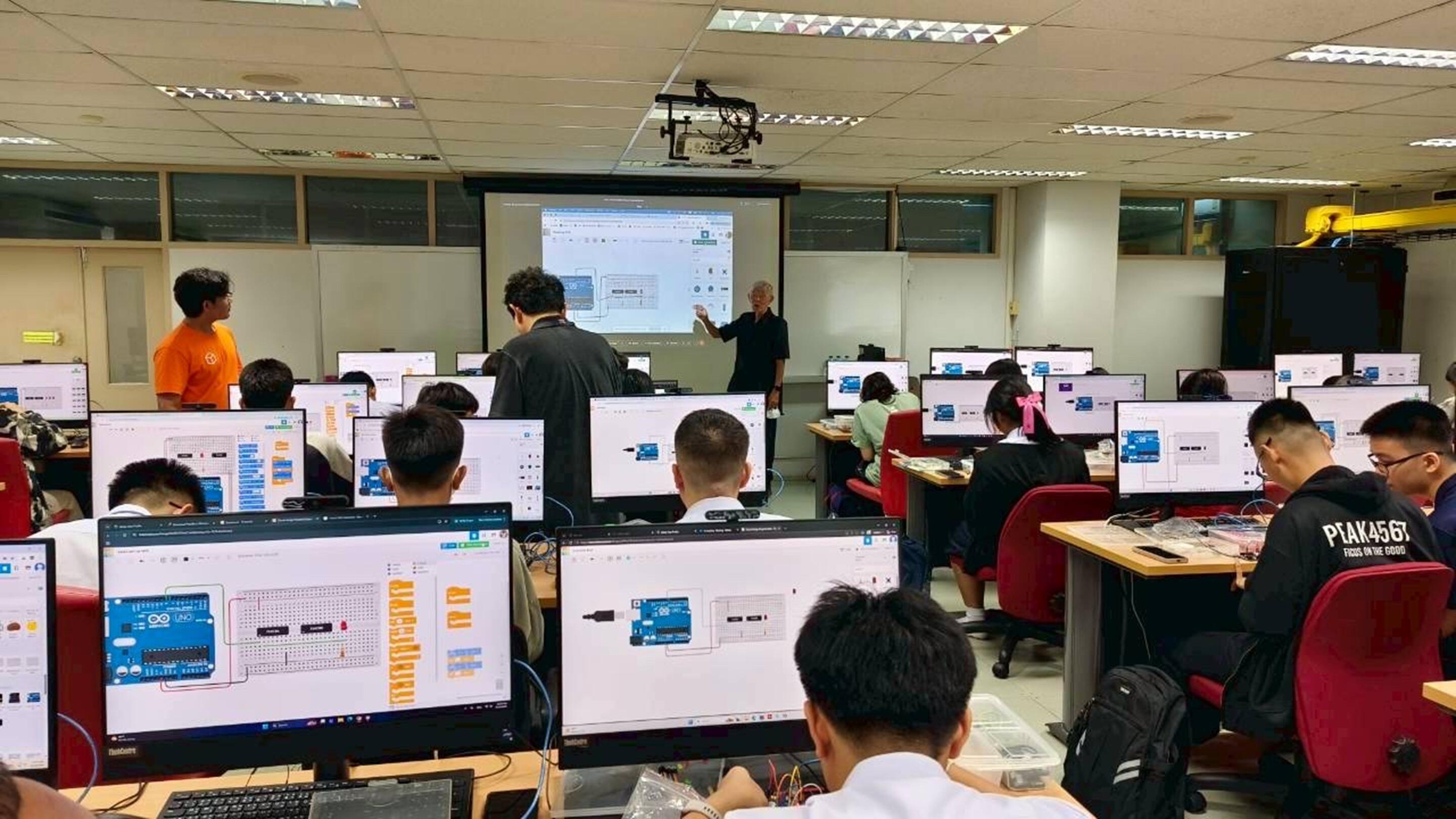 ExxonMobil supports KU Engineering Upskill Program