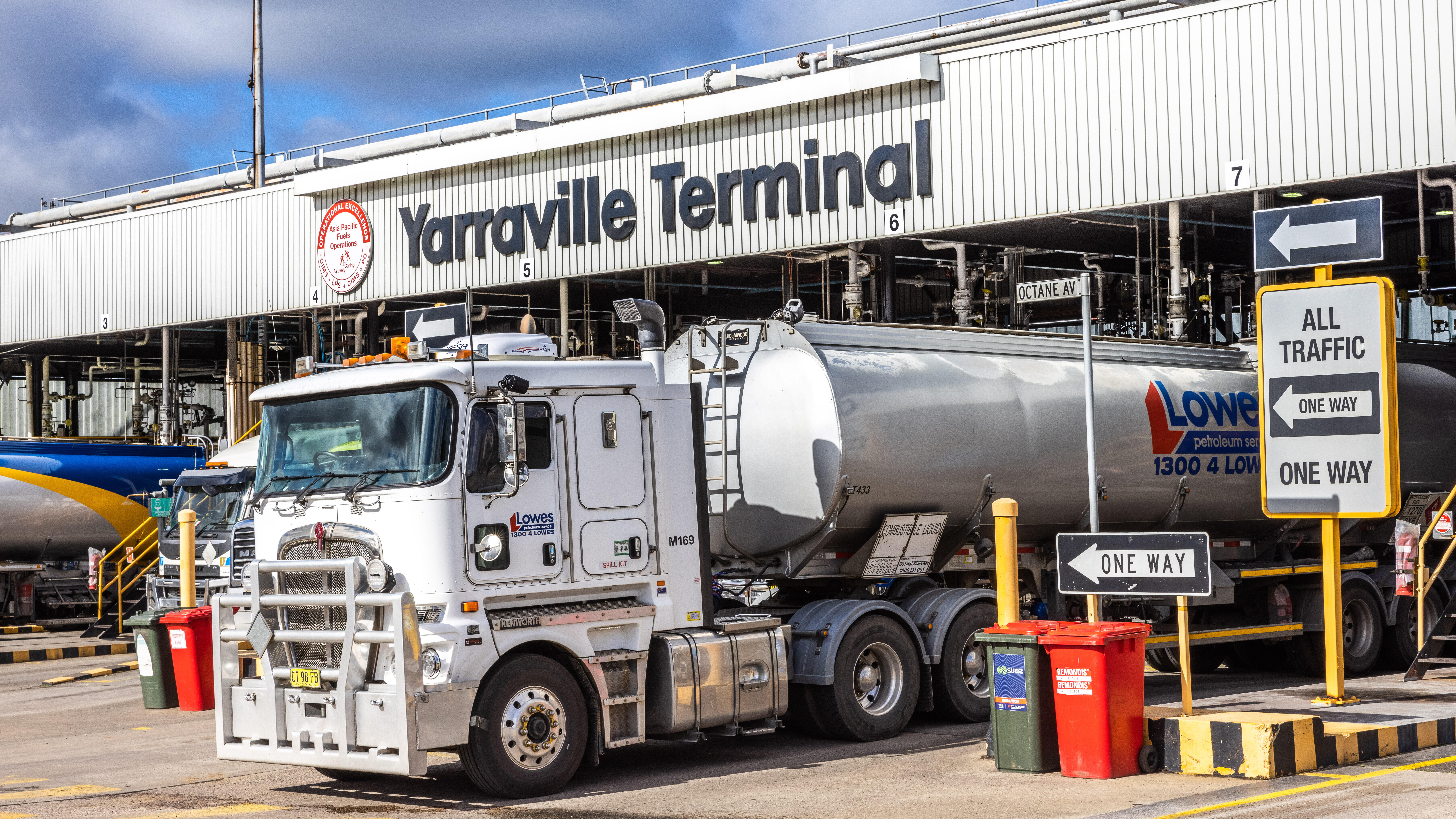 tanker truck filling at the ExxonMobil Yarraville terminal