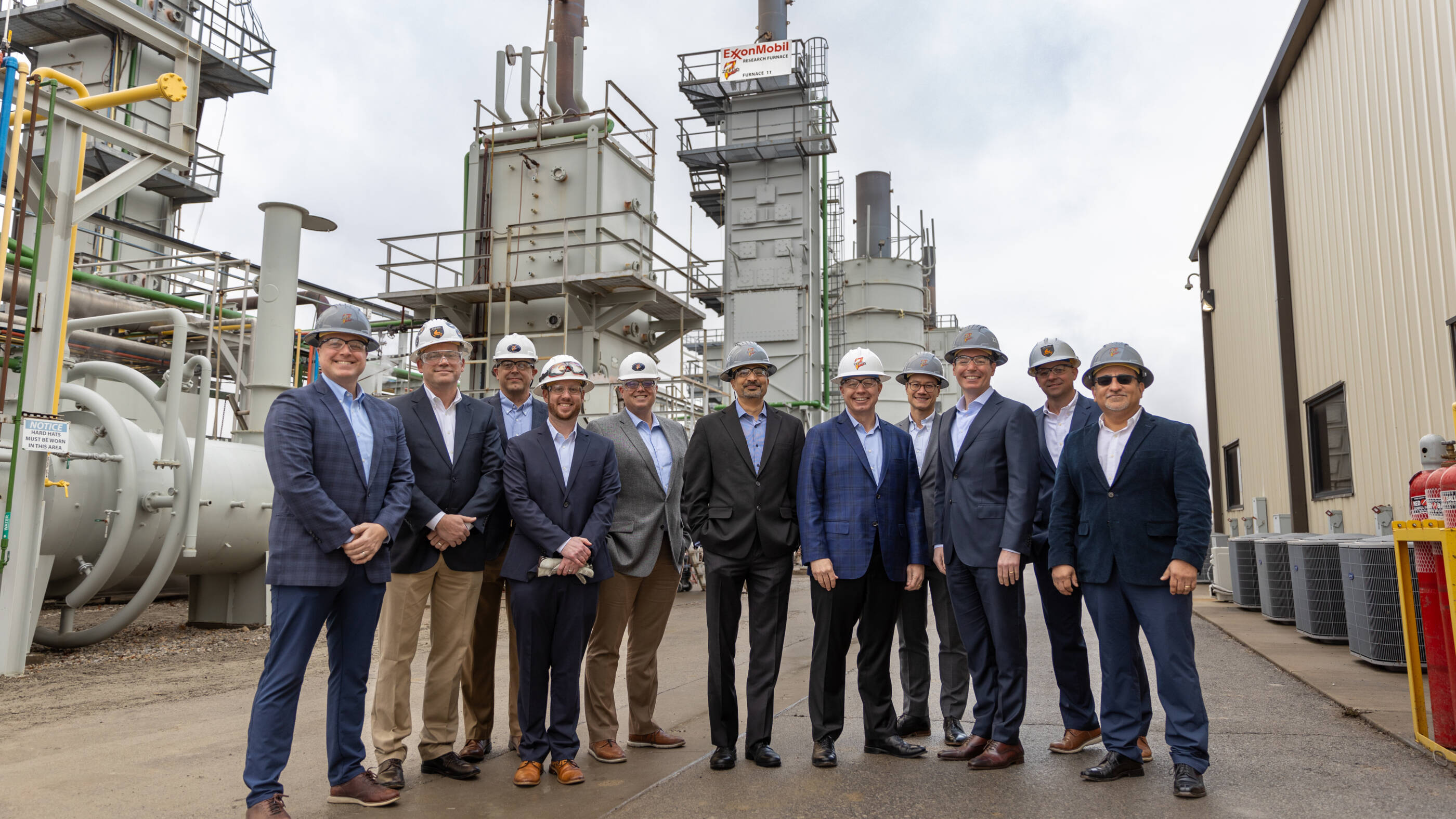 Group photo of employees at refinery