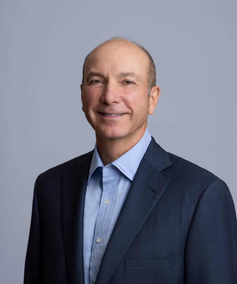 Headshot of Steven A Kandarian