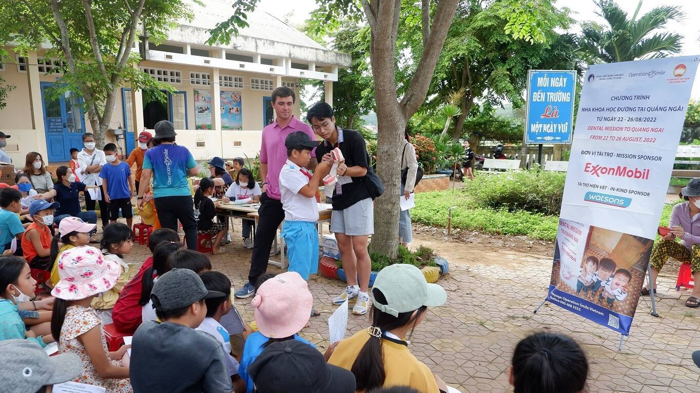 Dental Mission training for Primary Students in Quang Ngai Province
