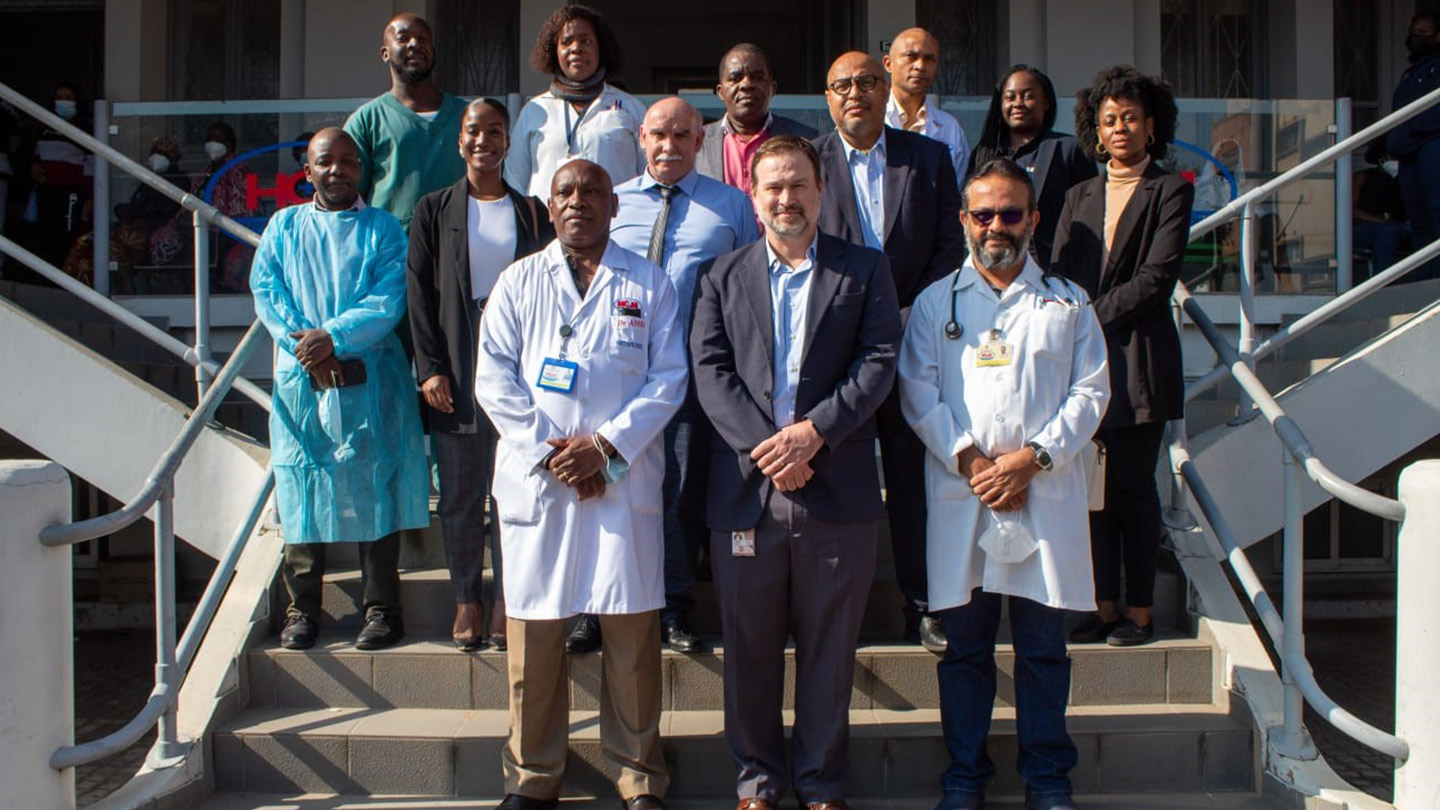 Maputo hospital oncology staff