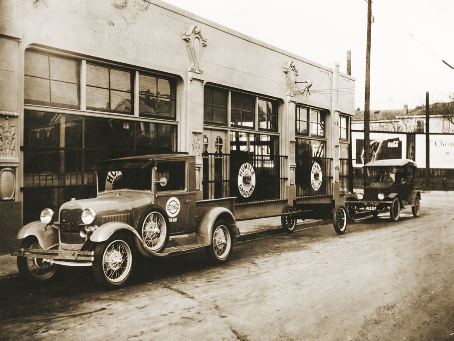 1919 Humble Oil trucks 
