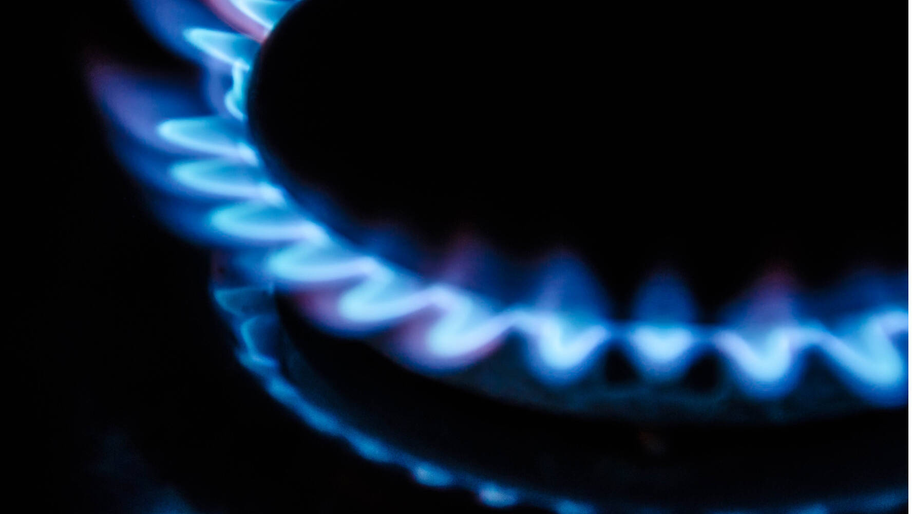What is natural gas  how does it work?