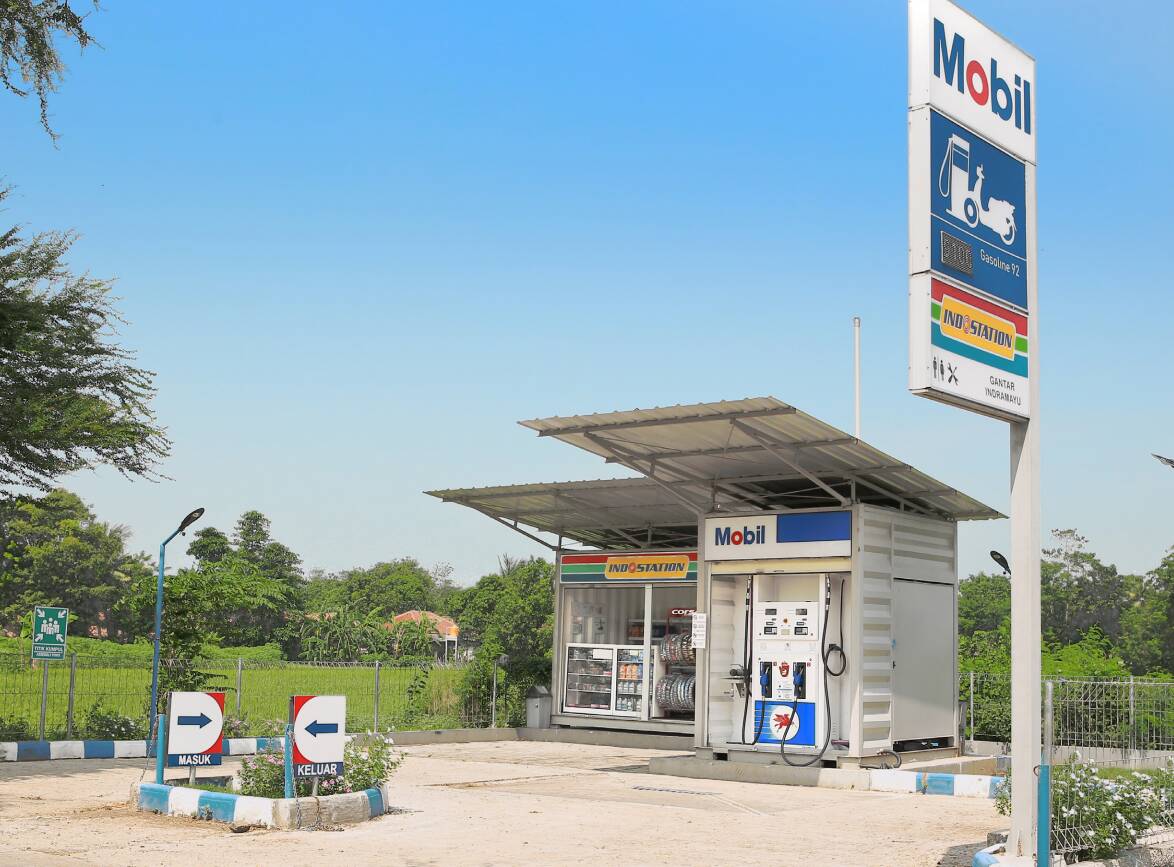 Image Mobil POM Mikro serves high-quality RON 92 fuels to various rural communities.
