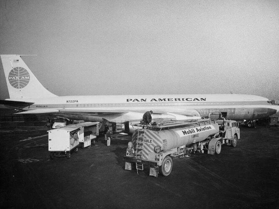 Pan American Airways flies its first trans-Atlantic Boeing 707 flight from New York to London. The flight is fueled by Mobil aviation fuel.