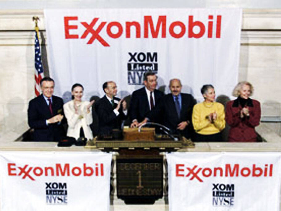 On November 30, 1999, Exxon and Mobil join to form Exxon Mobil Corporation. This merger will enhance our ability to be an effective global competitor in a volatile world economy and in an industry that is more and more competitive, said Lee Raymond and Lou Noto, chairmen and chief executive officers of Exxon and Mobil, respectively.