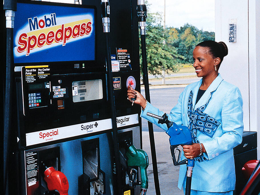 Mobil introducesSpeedpass, an electronic system which automatically activates the pump and charges purchases to a credit card.Speedpassis similar to the electronic toll technology successfully used on subway, bus and highway systems around the world.